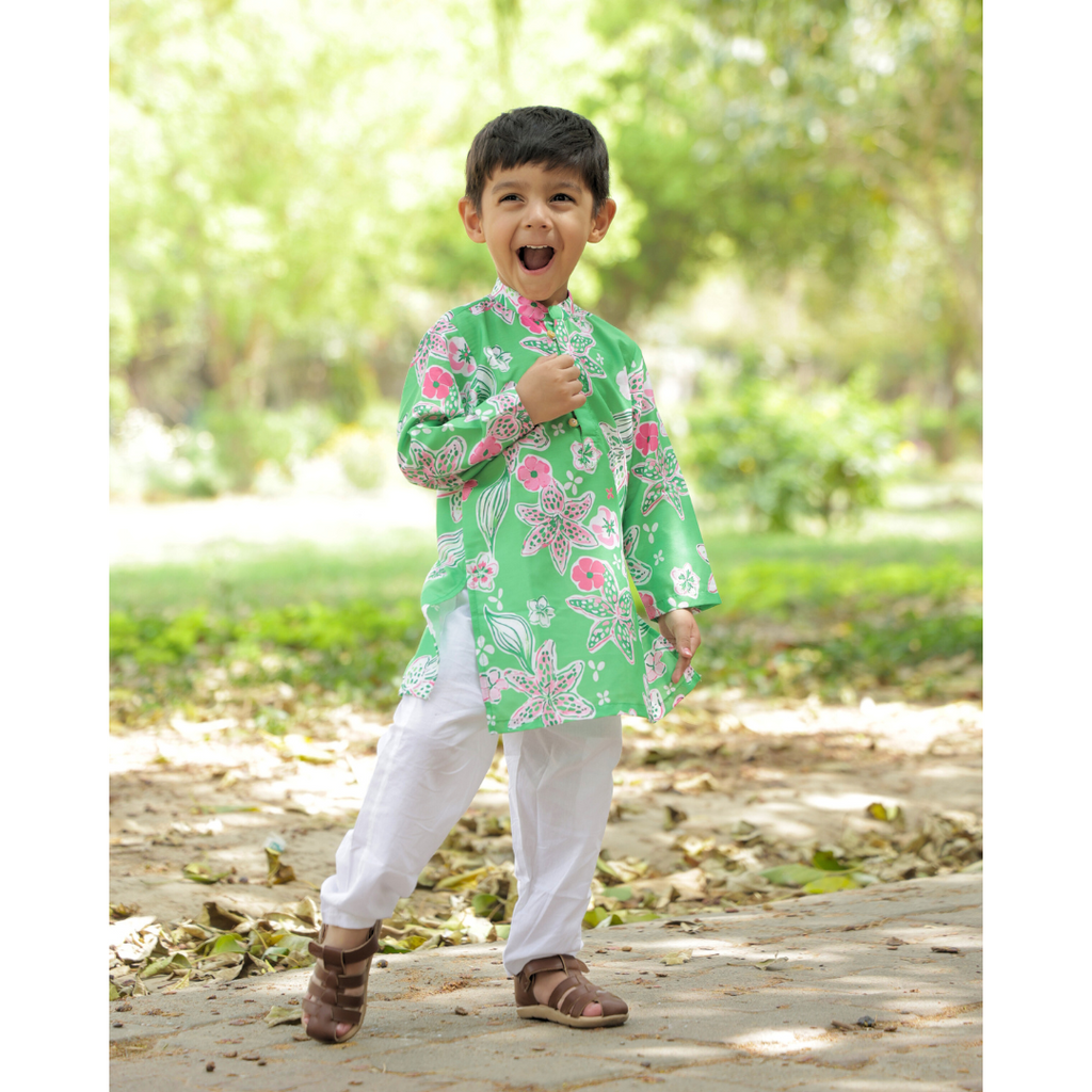 Giraffe Cant dance Kurta Set