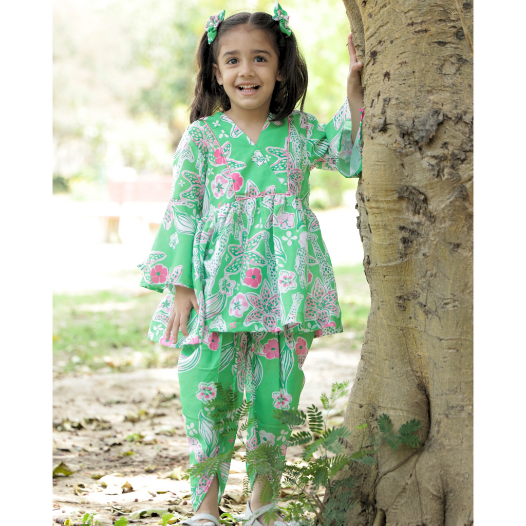 Giraffe cant dance Peplum Tulip Set