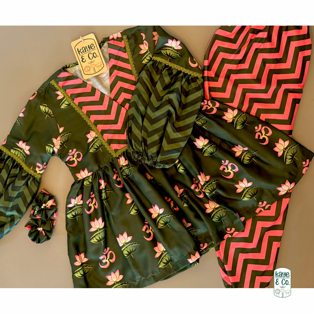 Pine Green Om Lotus Peplum Tulip Set
